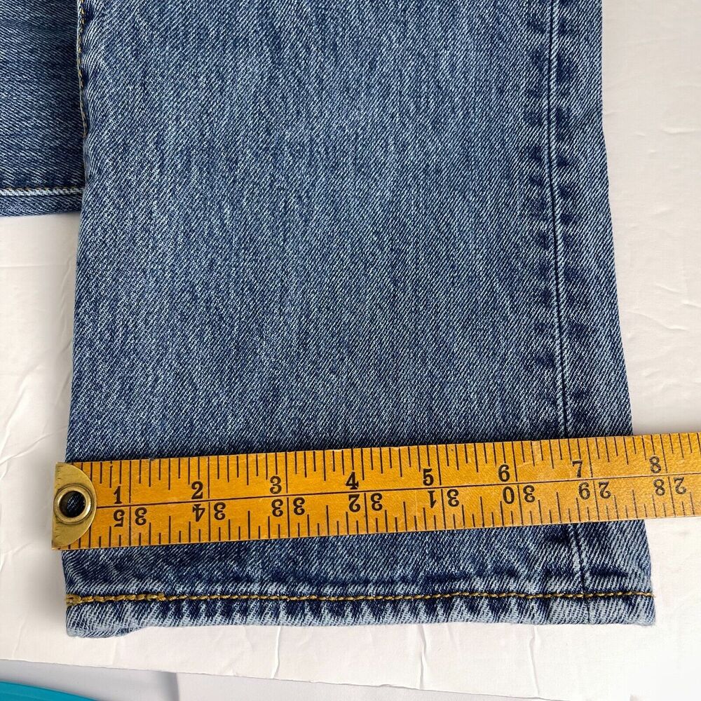 Levis 501 Jeans 32x31* Blue Straight Button Fly American Medium Denim Mens - Picture 9 of 10